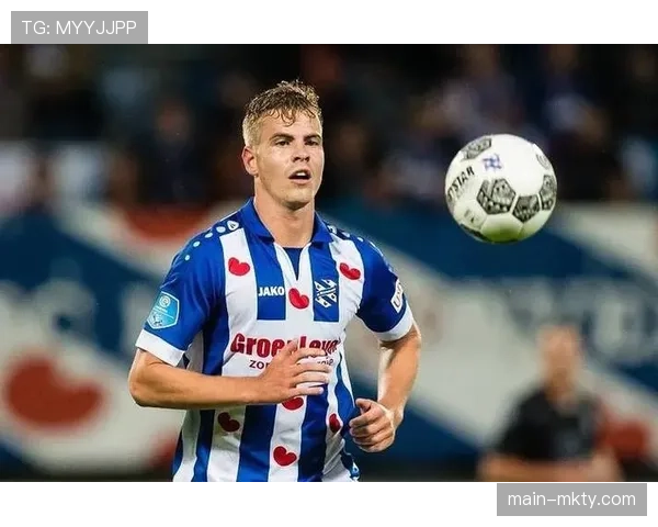 荷甲焦点战特尔斯达凭借定位球险胜海伦芬客场表现再显脆弱